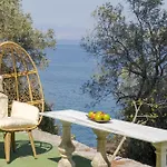 Ninemia Seaview By Estia פראמה
