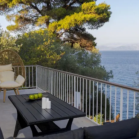 Villa Ninemia Seaview By Estia *