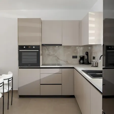 Ninemia Seaview By Estia *