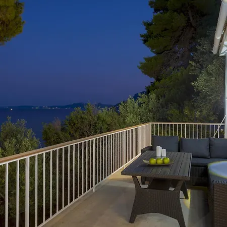 Ninemia Seaview By Estia