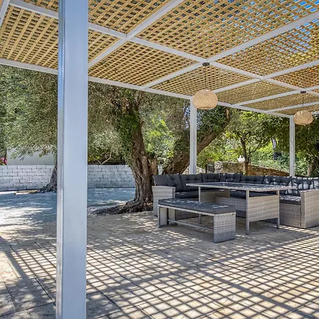 Villa Ninemia Seaview By Estia Perama (Corfu)