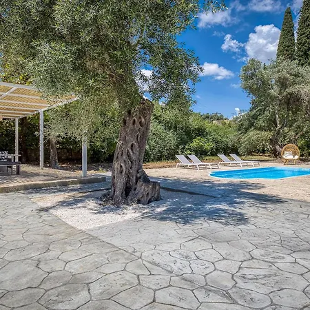 Ninemia Seaview By Estia Βίλα Πέραμα