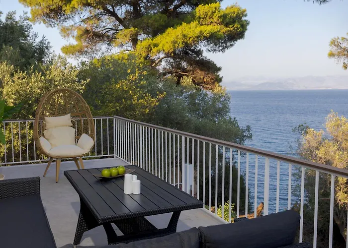 Vila Ninemia Seaview By Estia *