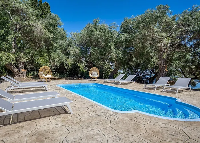Vila Ninemia Seaview By Estia *