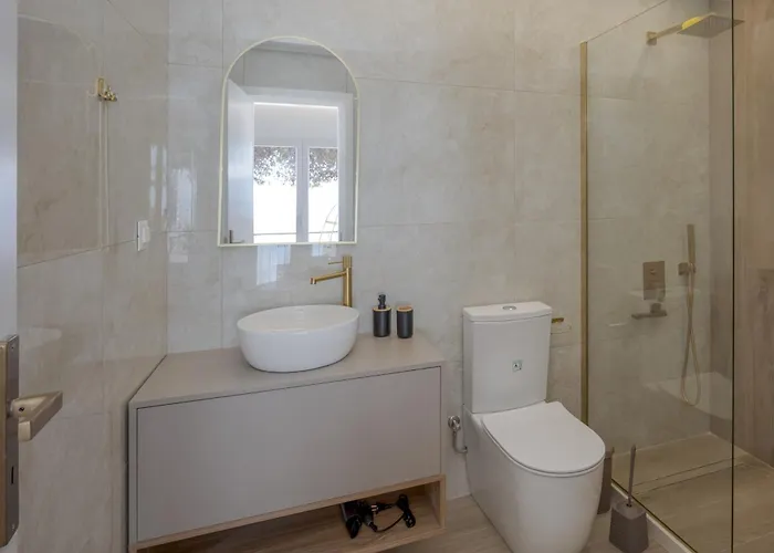 Vila Ninemia Seaview By Estia Perama (Corfu)