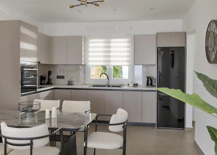 Ninemia Seaview By Estia * Perama (Corfu)