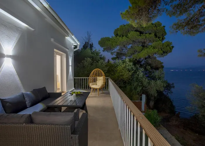 Vila Ninemia Seaview By Estia