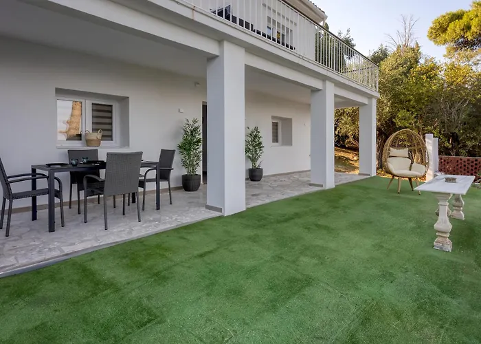 Vila Ninemia Seaview By Estia Perama (Corfu)