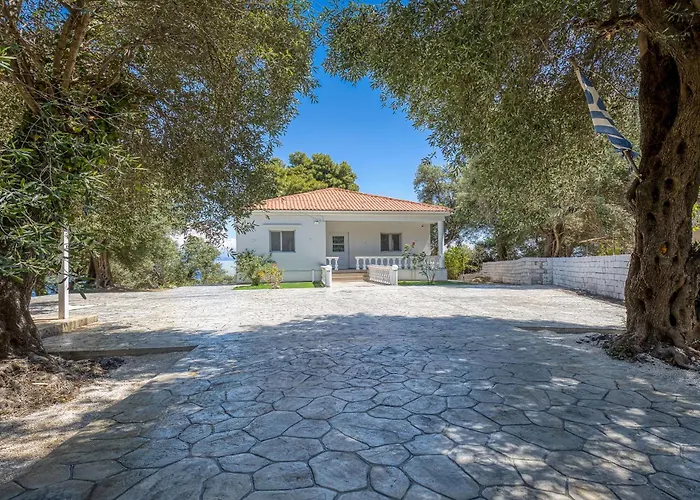 Ninemia Seaview By Estia Perama (Corfu)